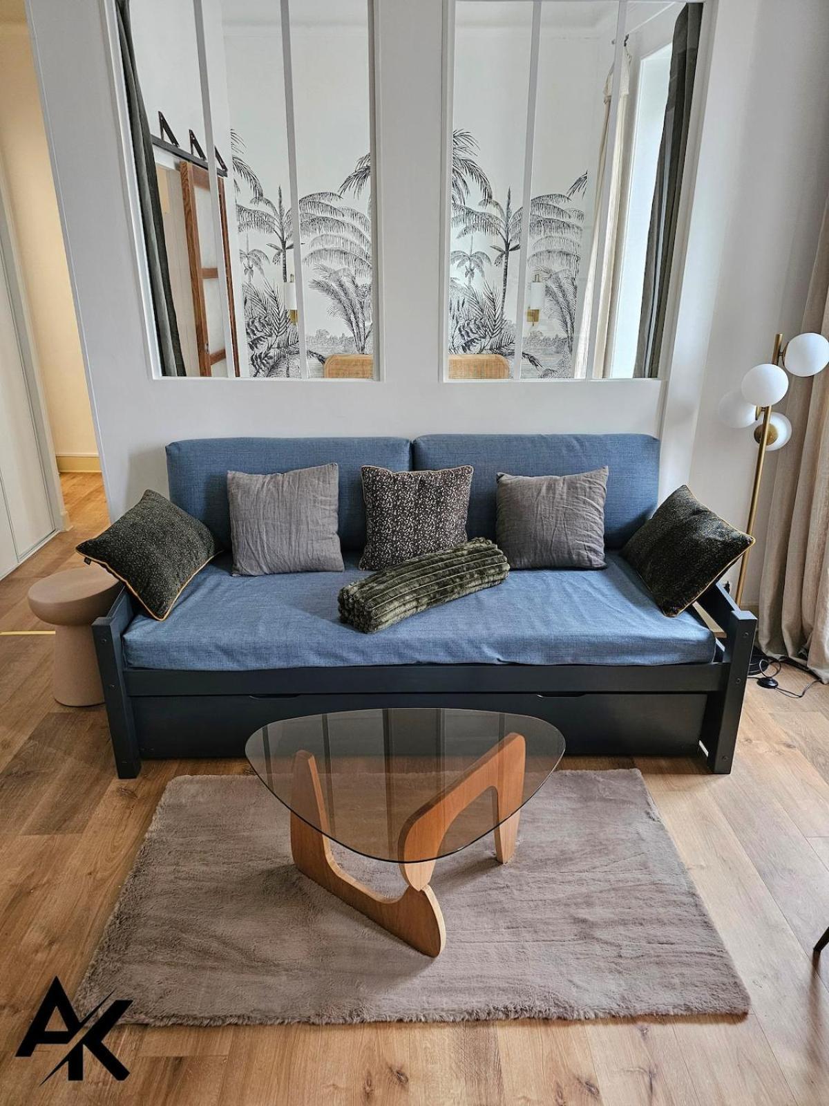 Appartement L 'elegant - Calme - Proche Des Halles De *